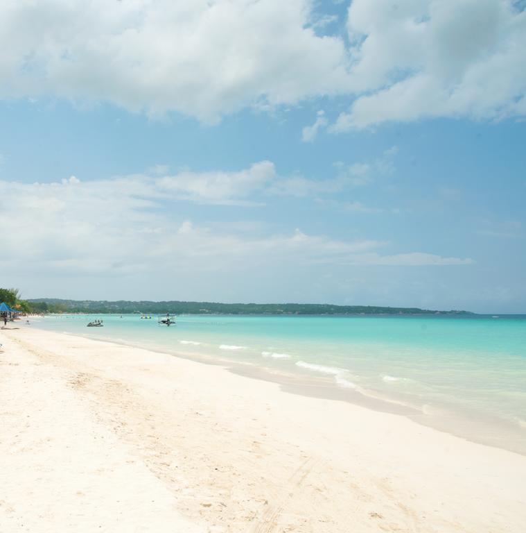 Negril Palms Hotel Buitenkant foto