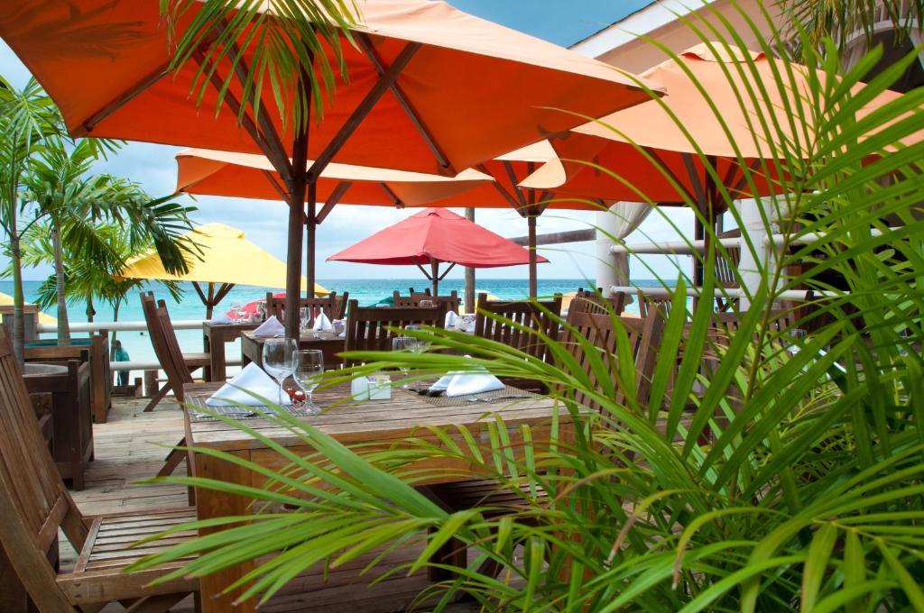 Negril Palms Hotel Buitenkant foto
