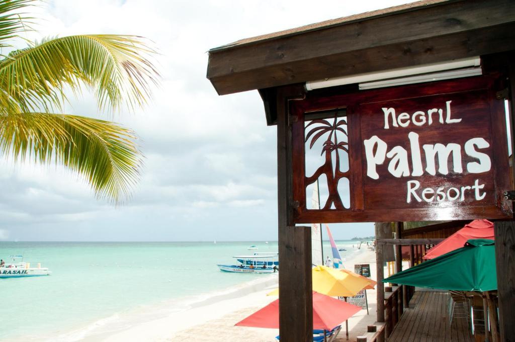 Negril Palms Hotel Buitenkant foto
